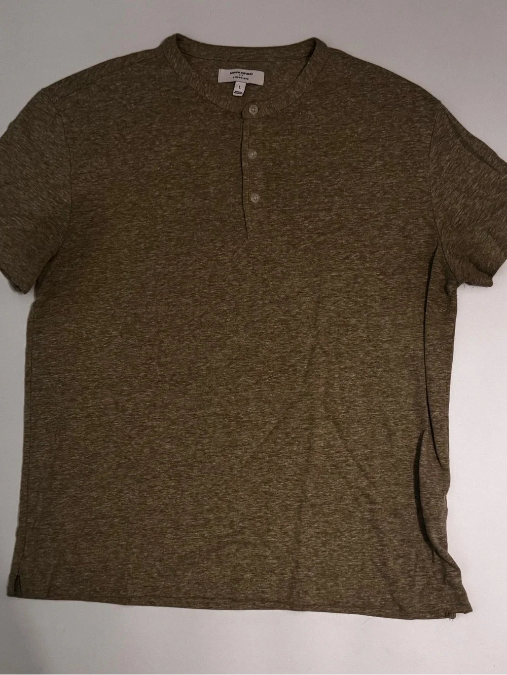 Banana Republic Linen Blend Men's Light Green Henley Short Sleeve Shirt
